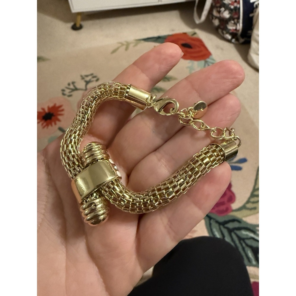 Gold Tone Mesh Knot Bracelet White‎ Enamel Rhinestone Accents Adjustable Signed